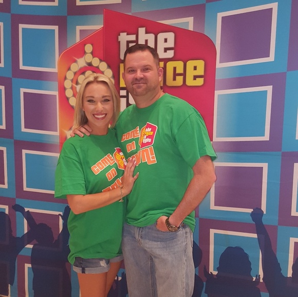 Meet your Posher, Julie - Picture 2 of 3